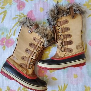 ❤Sorel Joan of Arctic boots